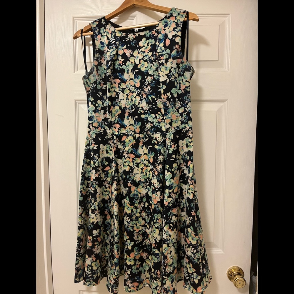 Flower print dress!